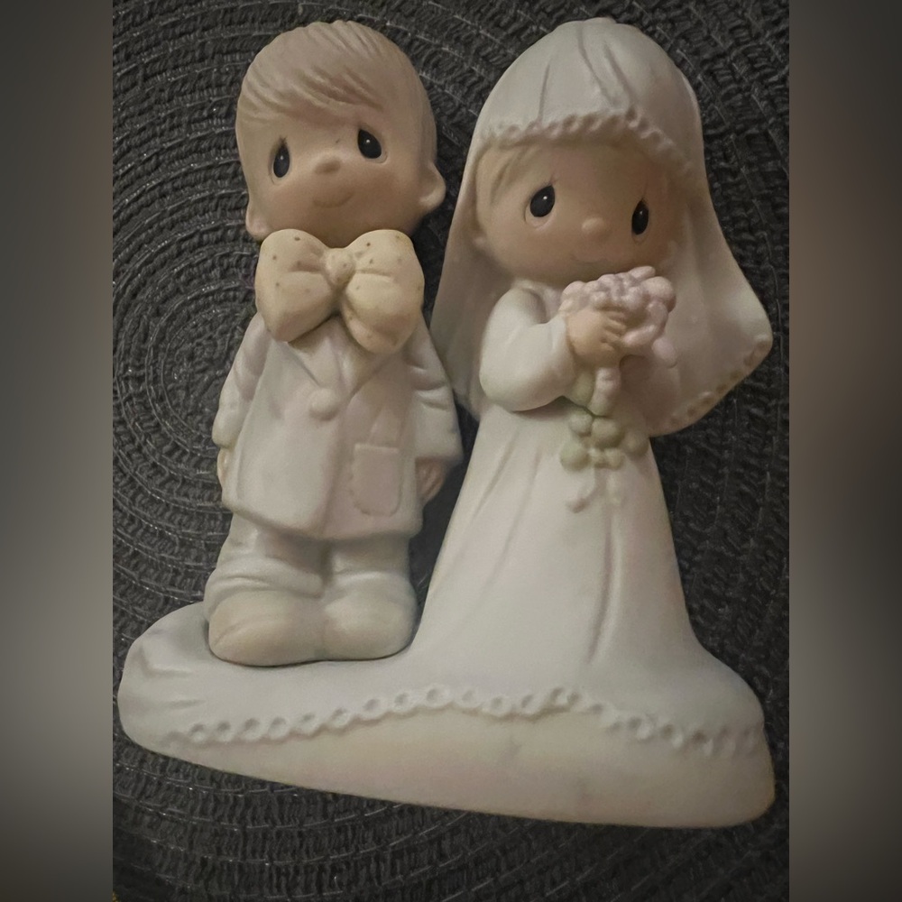 Precious Moments ceramic “ May the Lord bless you & keep you” Figurine